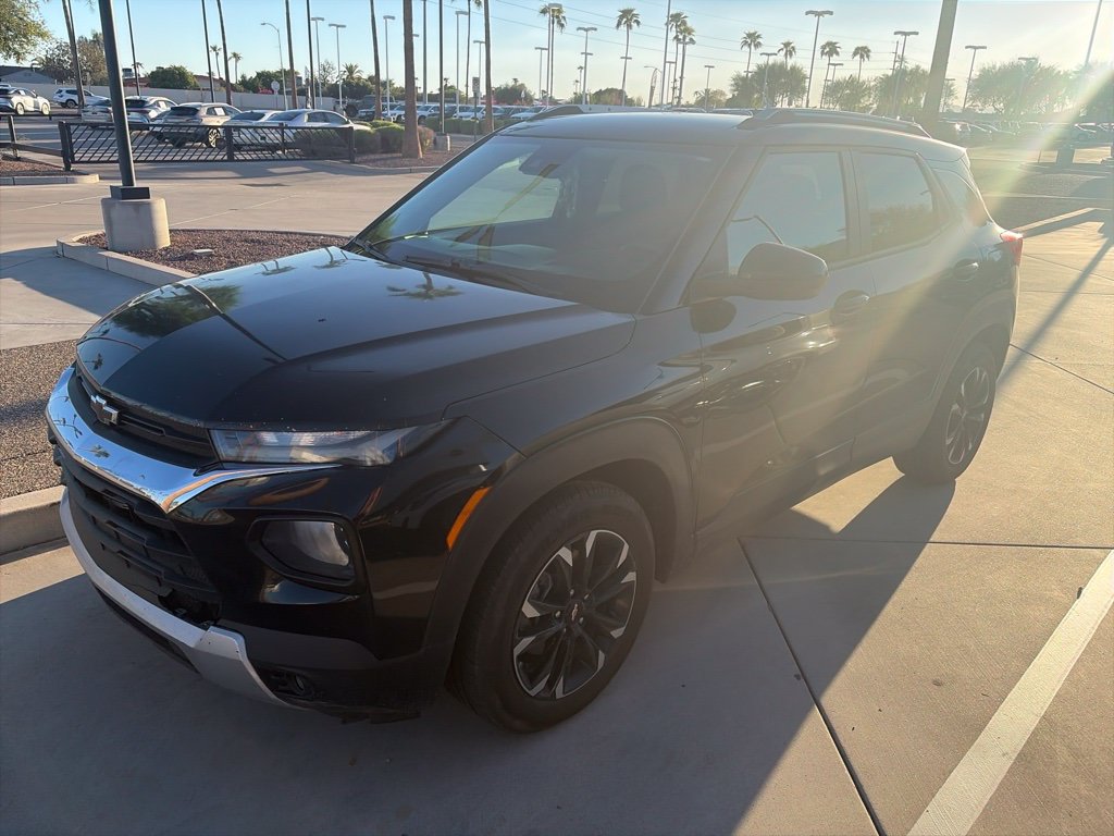 Used 2021 Chevrolet TrailBlazer LT w/ Convenience Package FWD image 1