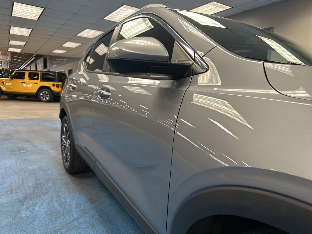 Certified 2023 Buick Encore GX Select image 4