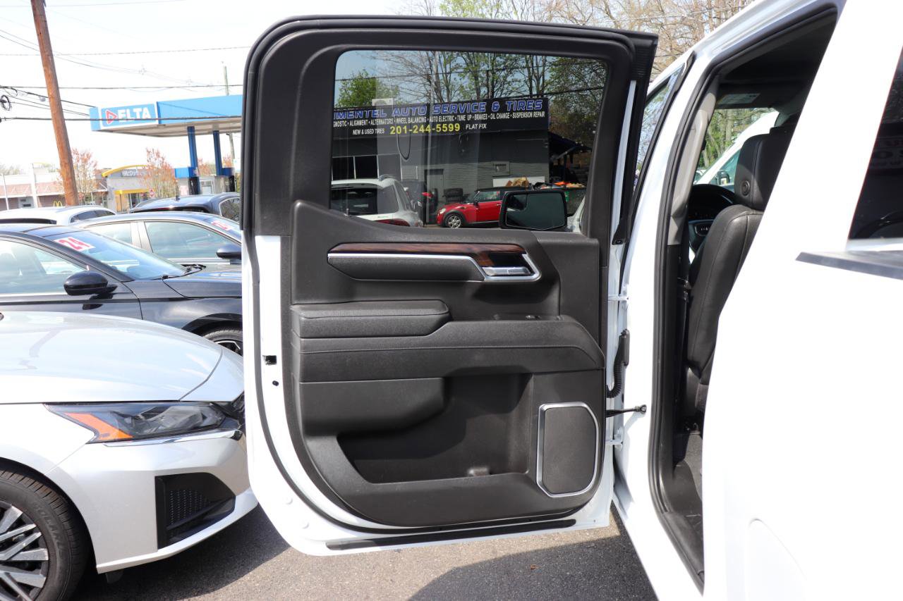 Used 2025 GMC Sierra 1500 SLT AWD/4WD image 26