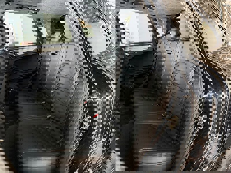 Used 2020 Porsche Macan Turbo image 61