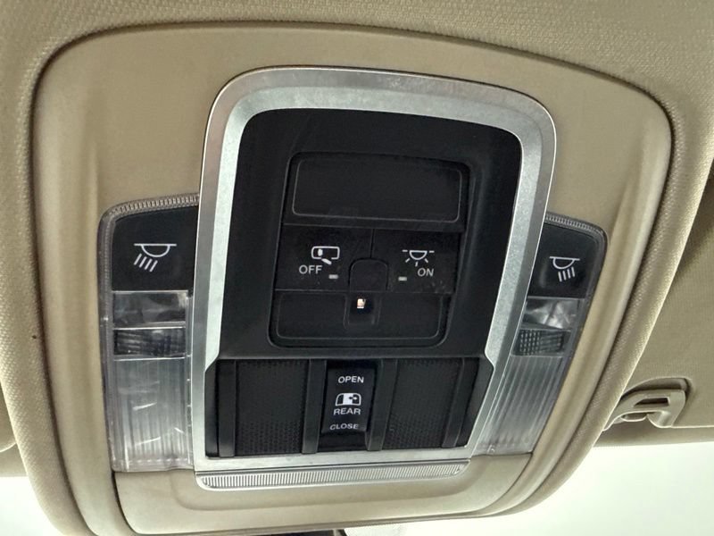 Used 2020 RAM 1500 Laramie RWD image 34