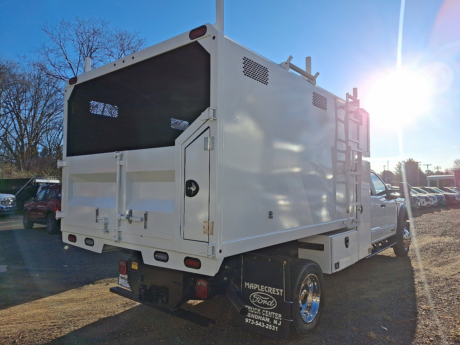 New 2026 Ford F550 4x4 Crew Cab image 3
