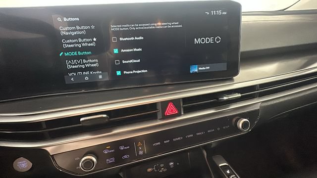 Used 2025 Kia Sorento S FWD image 21