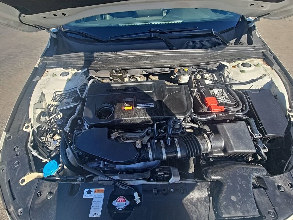 Used 2018 Honda Accord Sport image 11