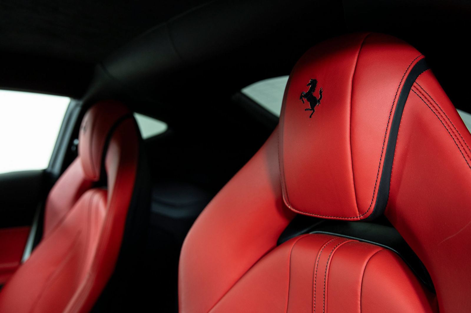 Certified 2019 Ferrari 812 Superfast RWD image 15