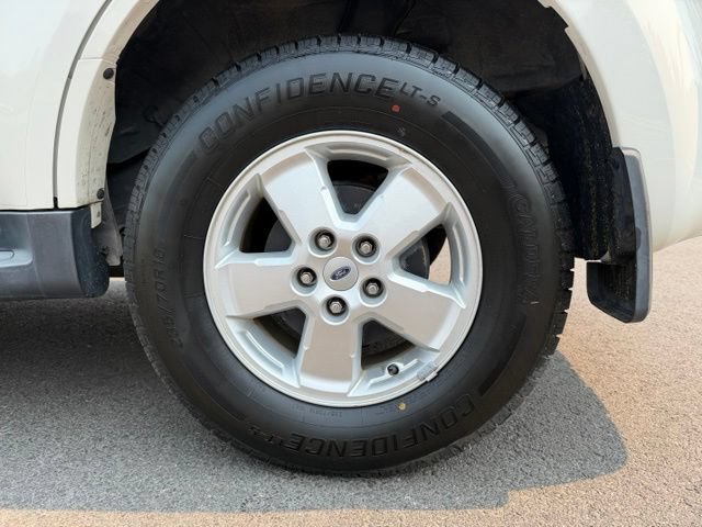Used 2010 Ford Escape XLT AWD/4WD image 8
