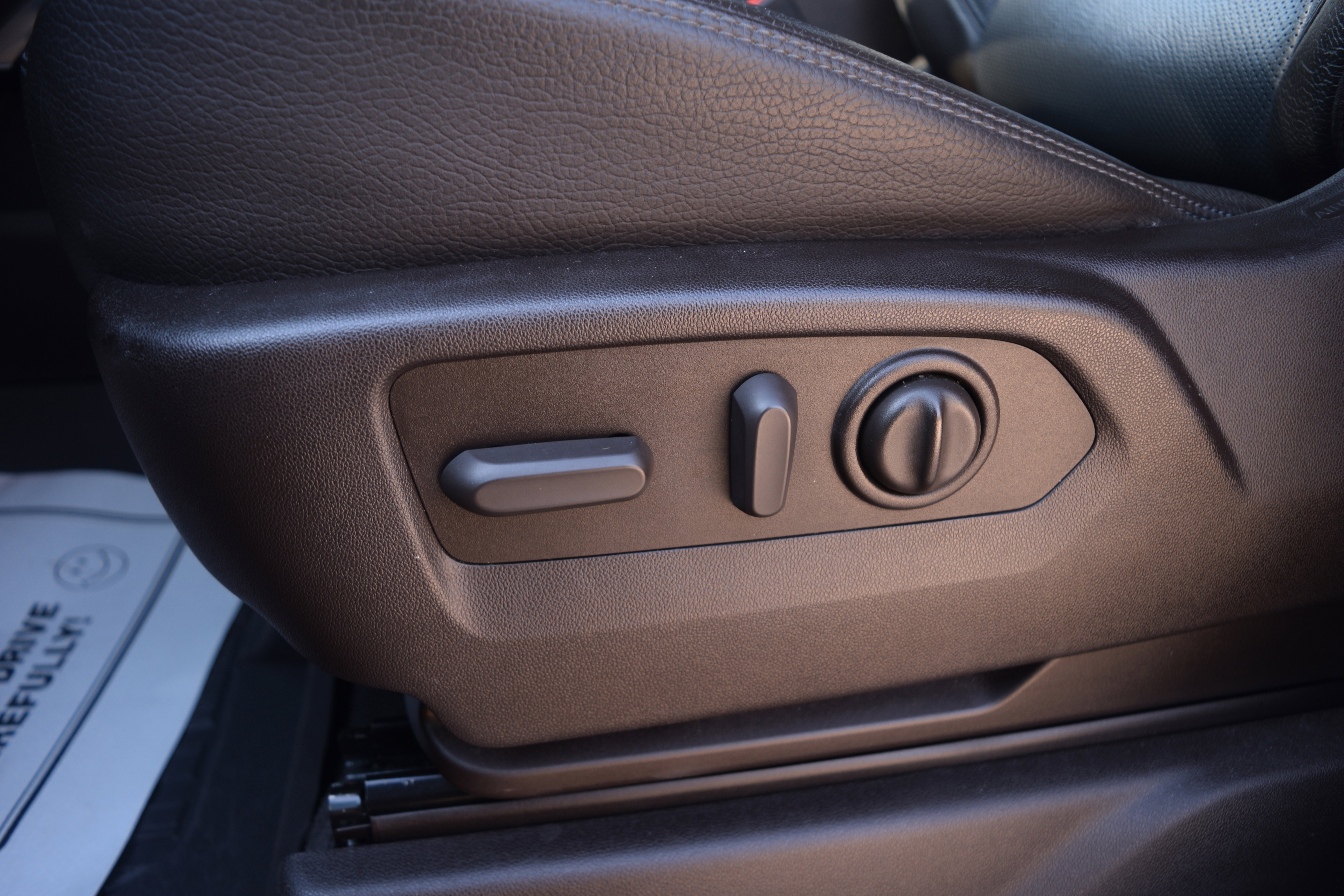 Used 2020 GMC Sierra 3500 Denali w/ Denali Ultimate Package image 19