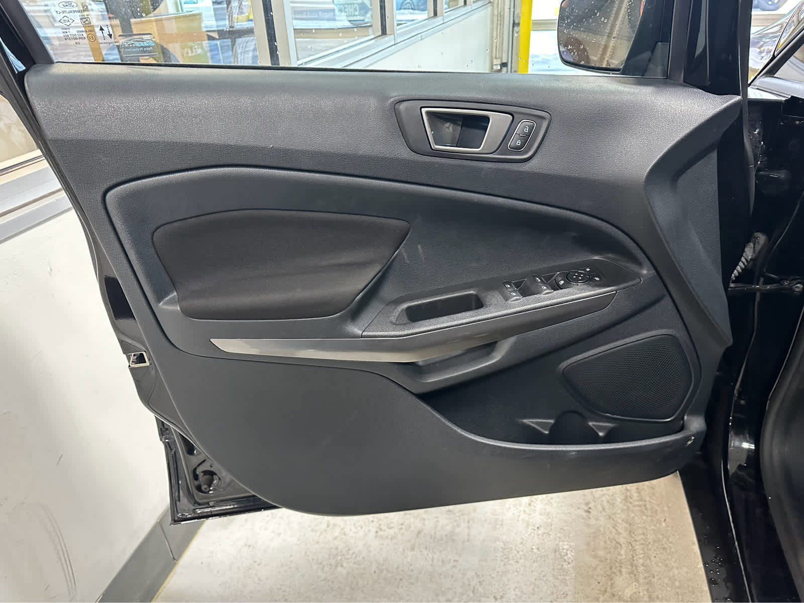 Used 2022 Ford EcoSport SE w/ SE Convenience Package image 13