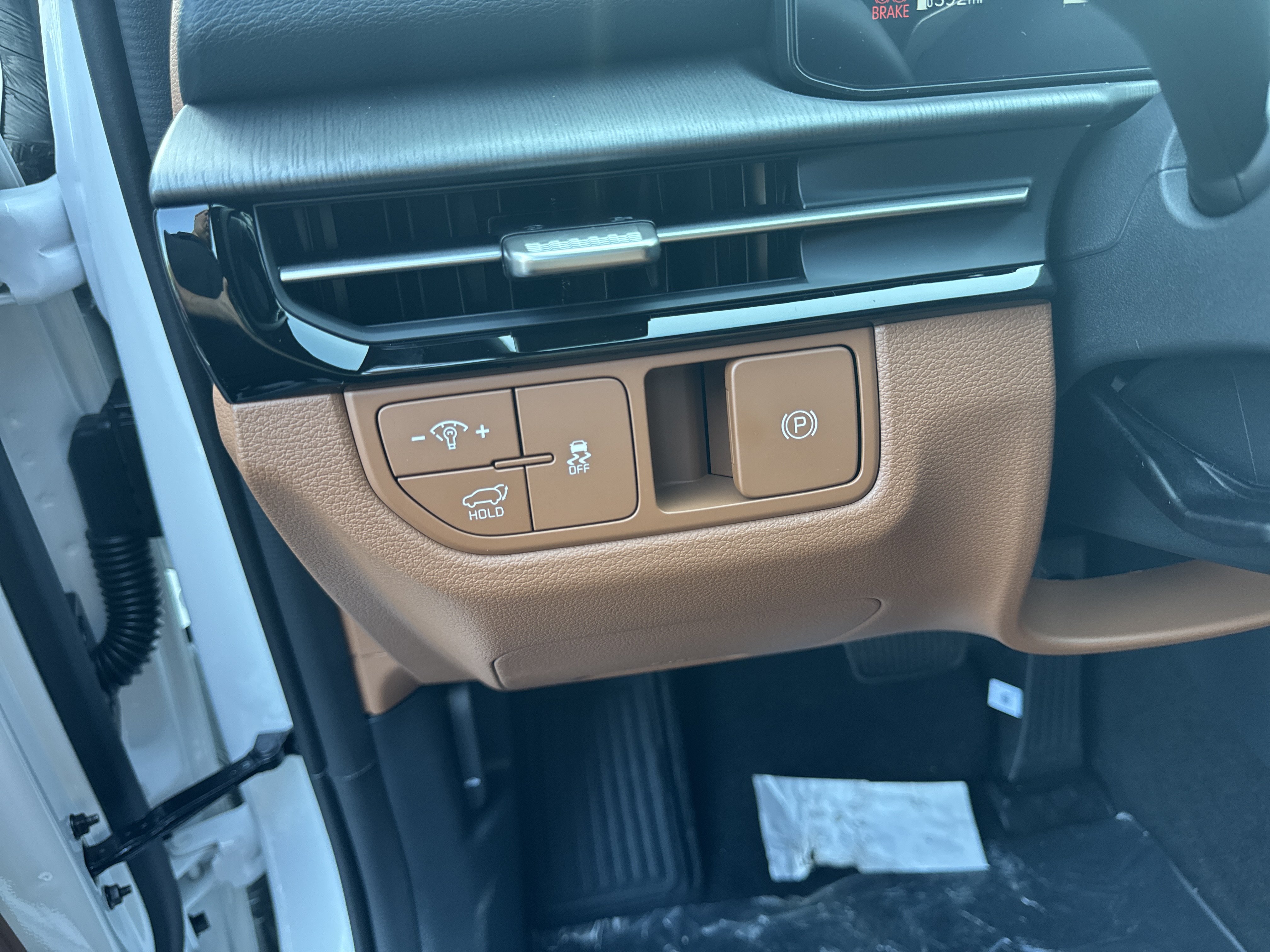 New 2026 Kia Sportage X-Line w/ X-Line Technology Package AWD/4WD image 10