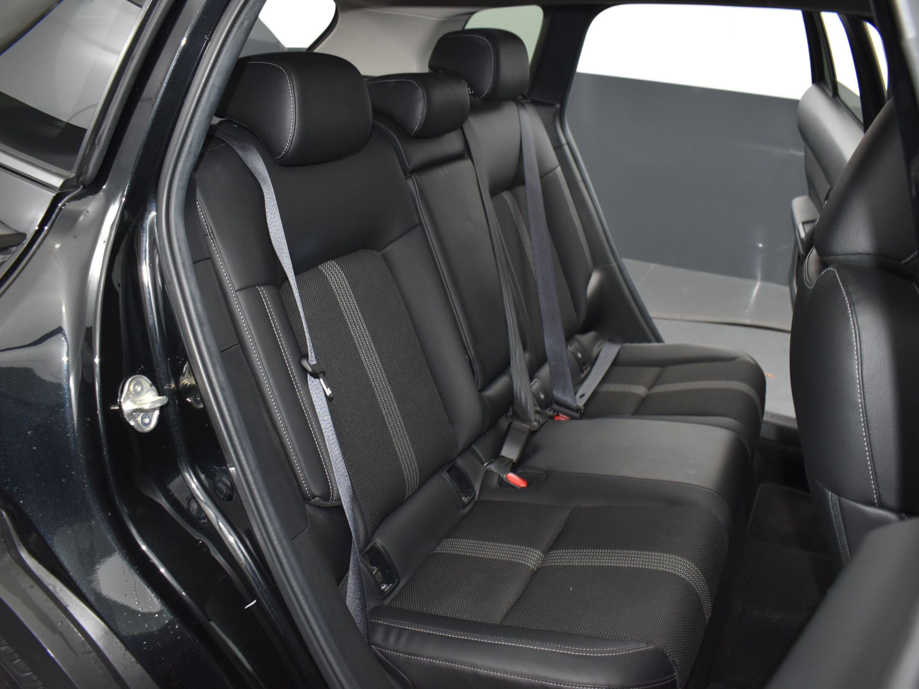 Used 2024 MAZDA CX-50 AWD 2.5 S w/ Preferred Package image 26