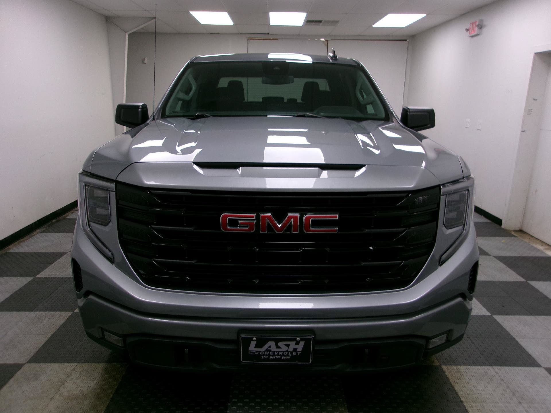 Used 2024 GMC Sierra 1500 Elevation AWD/4WD image 15