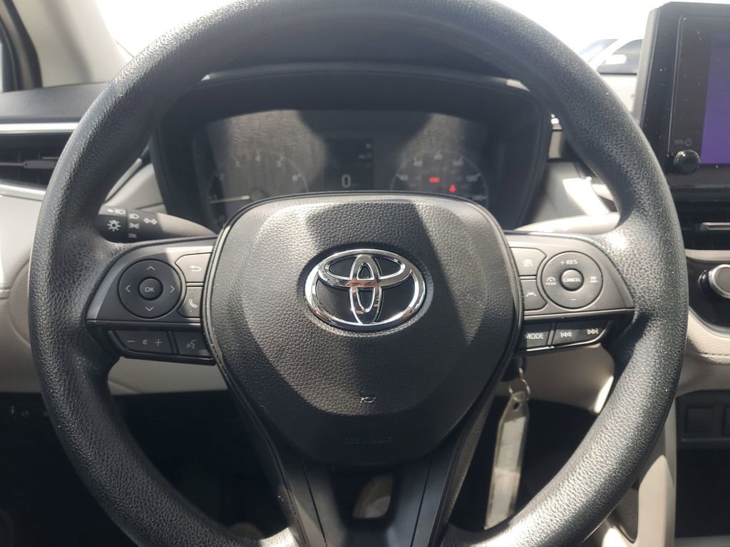 Used 2025 Toyota Corolla Cross L FWD image 18