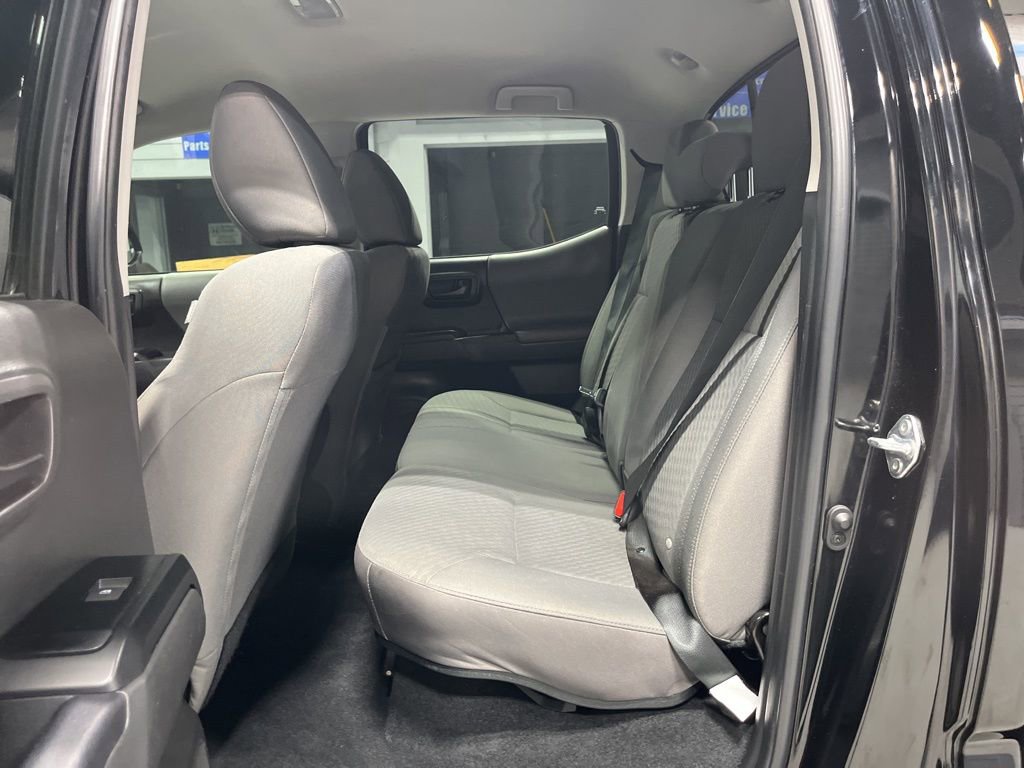 Used 2023 Toyota Tacoma SR AWD/4WD image 32