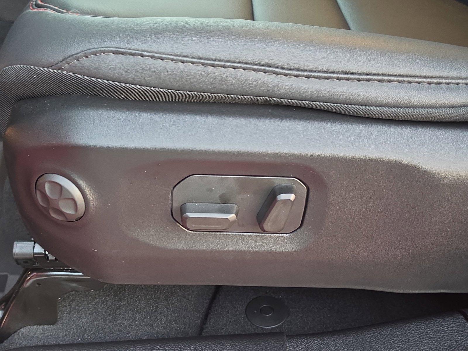 New 2026 Jeep Wrangler Unlimited Rubicon image 15