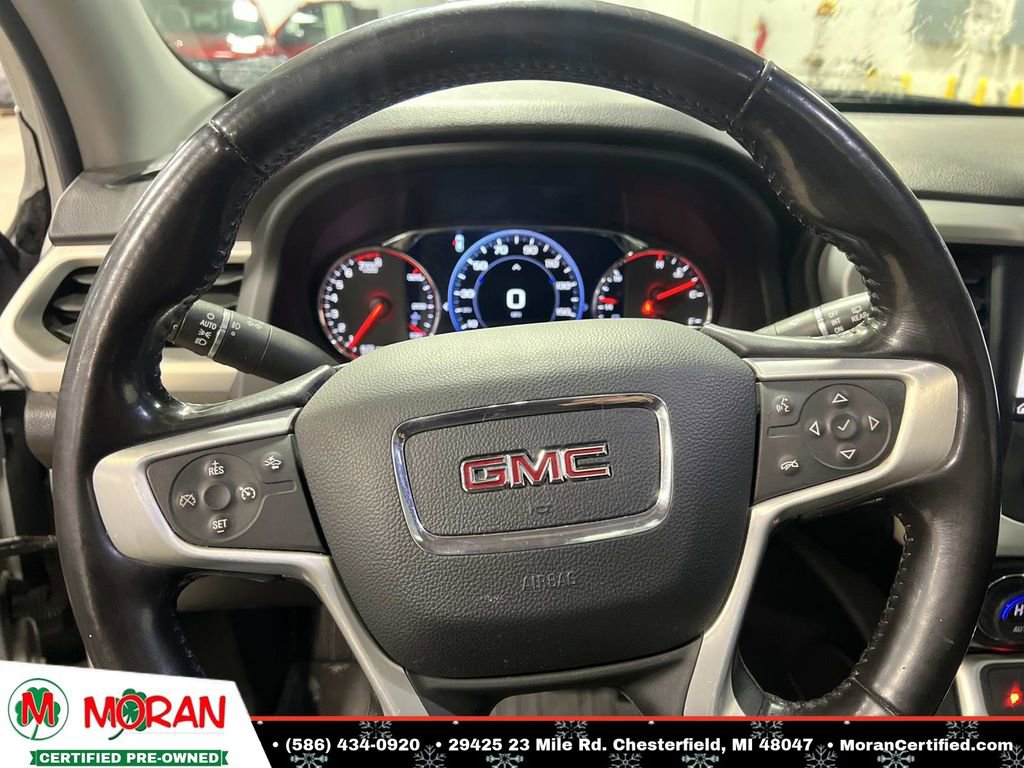 Used 2020 GMC Acadia SLT w/ Driver Alert Package II image 22