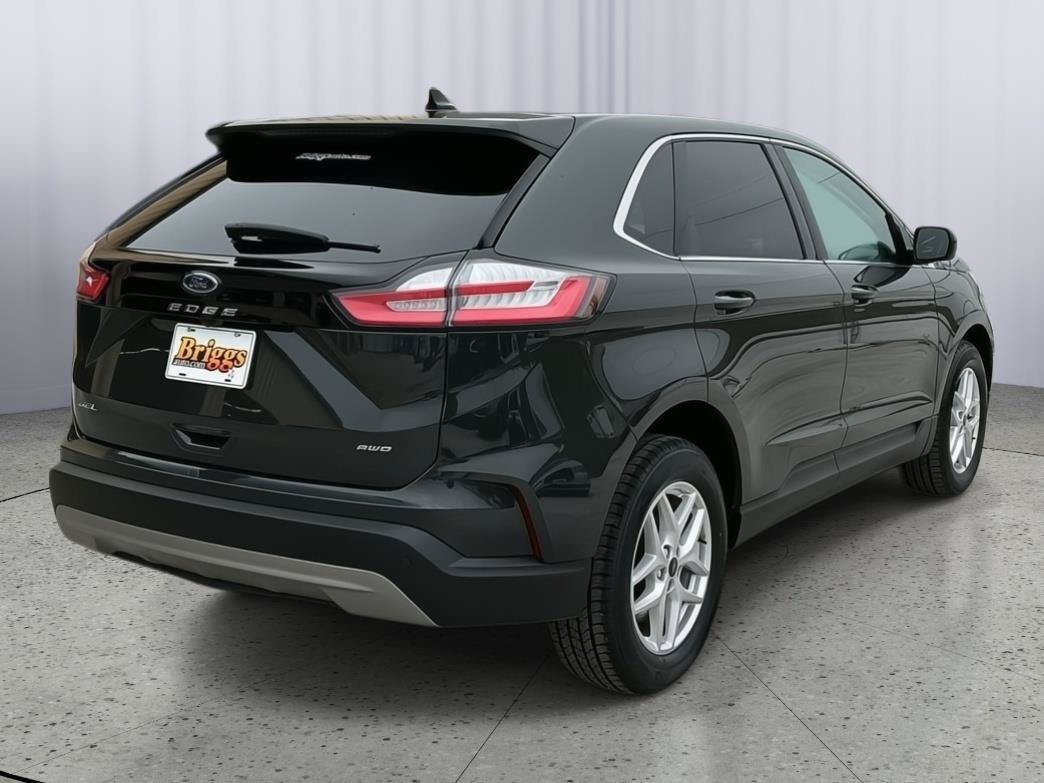 Used 2023 Ford Edge SEL w/ Convenience Package AWD/4WD image 5