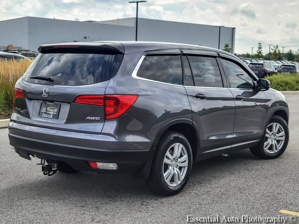 Used 2016 Honda Pilot LX image 7