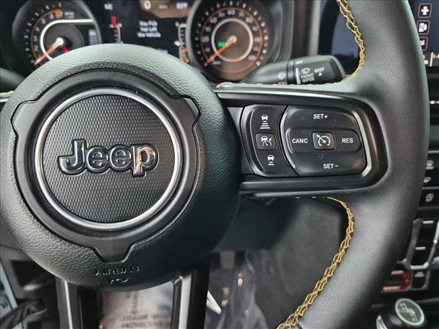 Certified 2024 Jeep Gladiator Sport AWD/4WD image 29