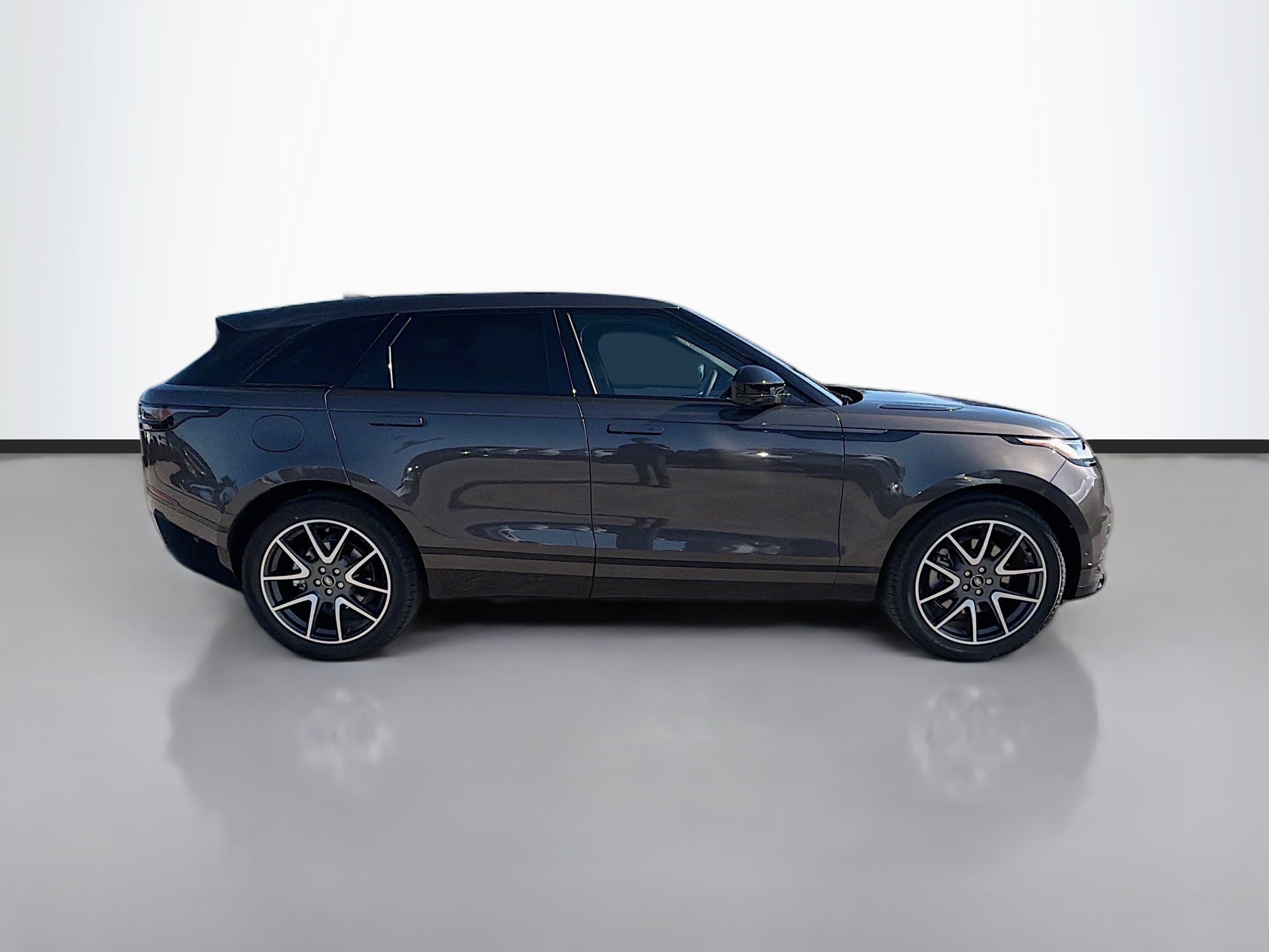New 2026 Land Rover Range Rover Velar Dynamic SE image 6