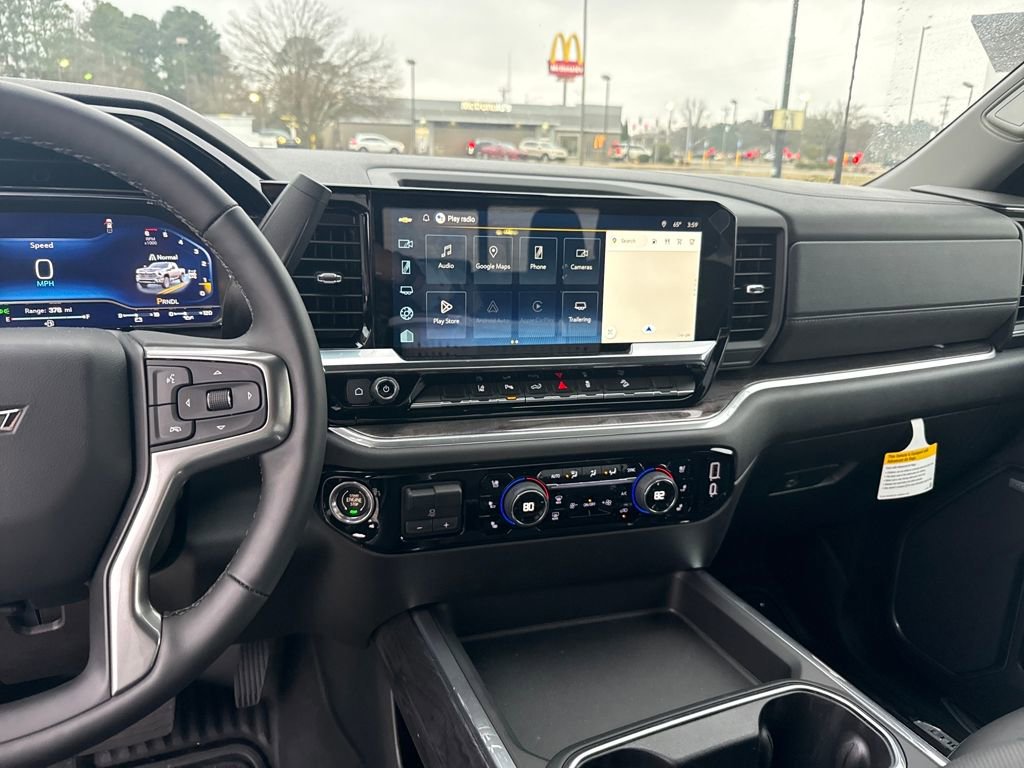 Used 2025 Chevrolet Silverado 2500 LTZ w/ LTZ Plus Package image 11