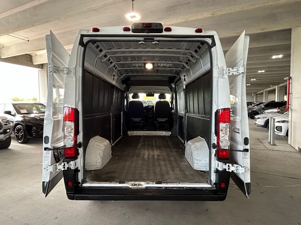 Used 2025 RAM ProMaster 2500 w/ Convenience Group image 39