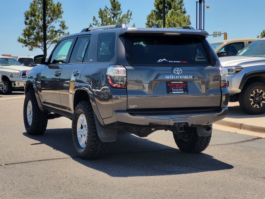 Used 2021 Toyota 4Runner SR5 Premium w/ Moonroof Package AWD/4WD image 6