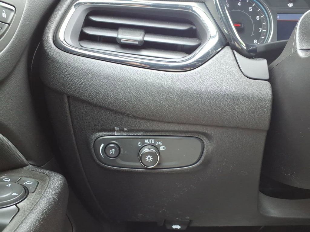 Certified 2024 Chevrolet Equinox RS w/ RS Leather Package image 13