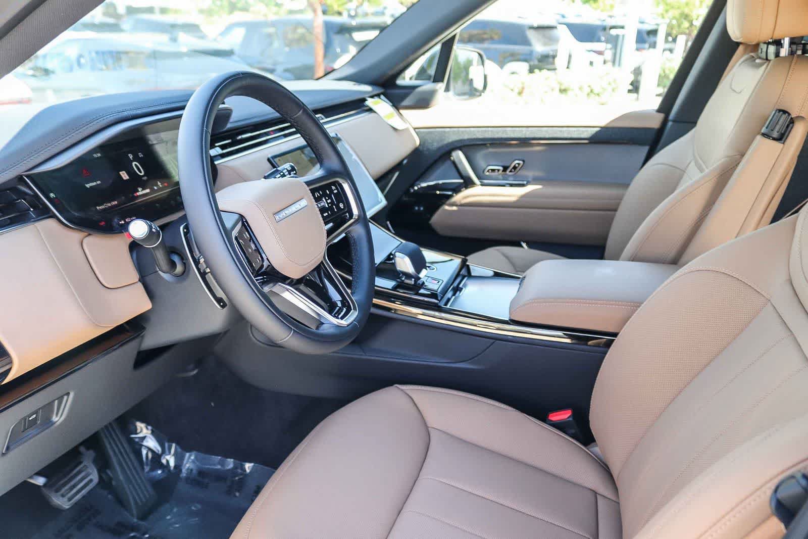 New 2026 Land Rover Range Rover Sport SE AWD/4WD image 18