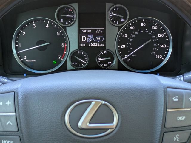 Used 2015 Lexus LX 570 4WD w/ Luxury Package image 37