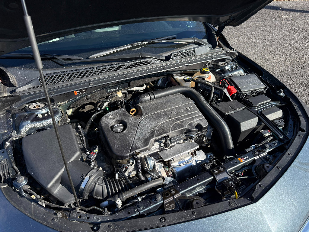 Used 2019 Chevrolet Malibu LT image 16