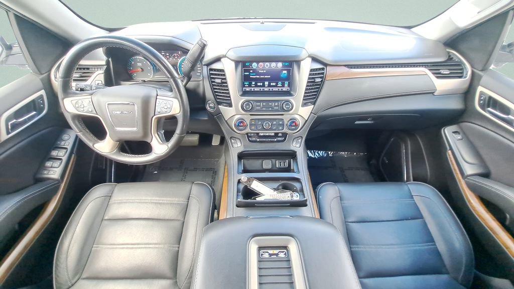 Used 2019 GMC Yukon Denali w/ Denali Ultimate Package image 14