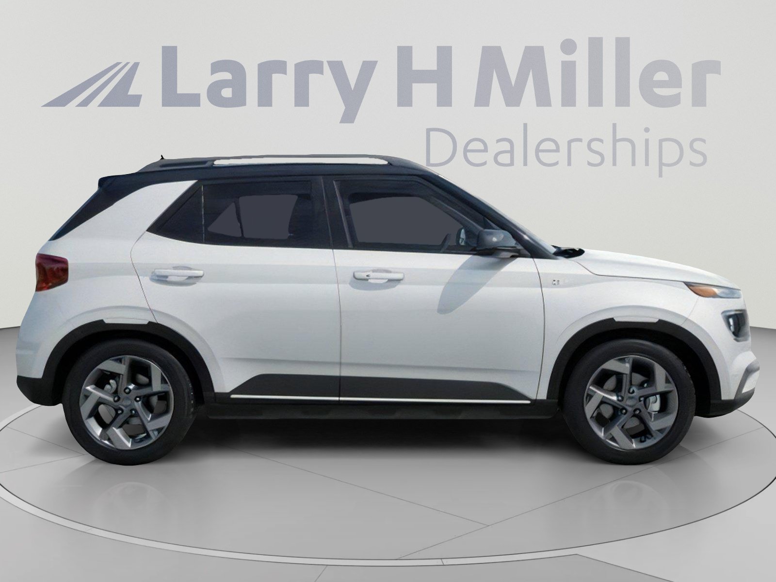 New 2026 Hyundai Venue SEL FWD image 7