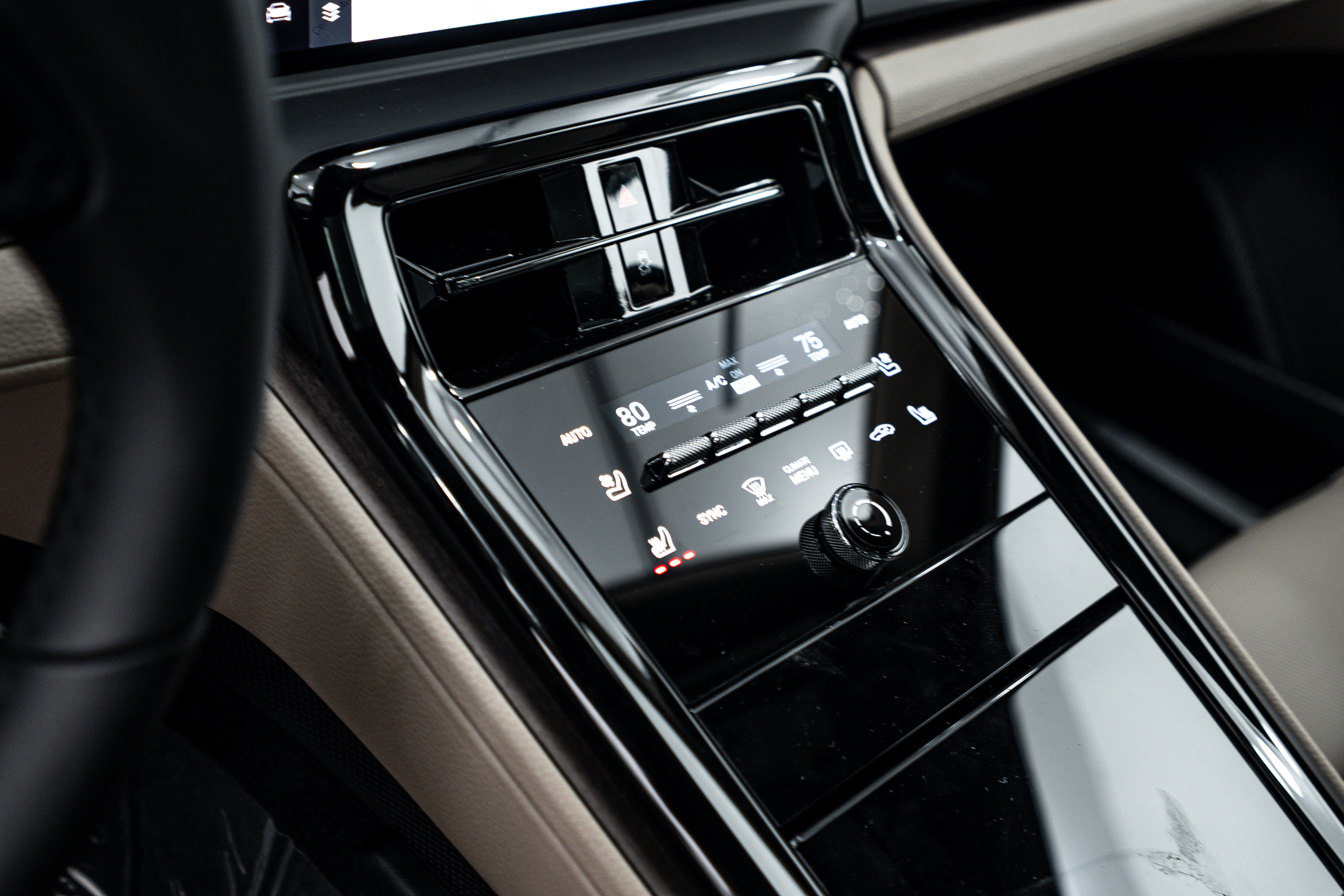 Certified 2026 Porsche Panamera 4 AWD/4WD image 16