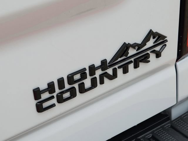New 2026 Chevrolet Silverado 2500 High Country w/ High Country Premium Package AWD/4WD image 10