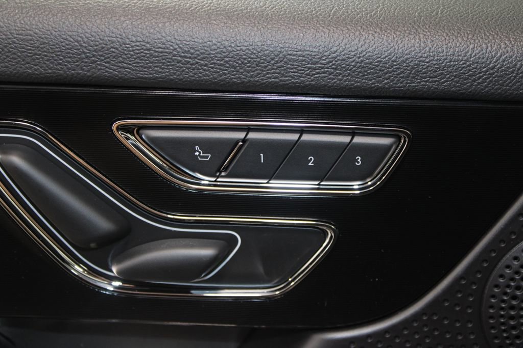 New 2026 Lincoln Corsair Premiere image 39