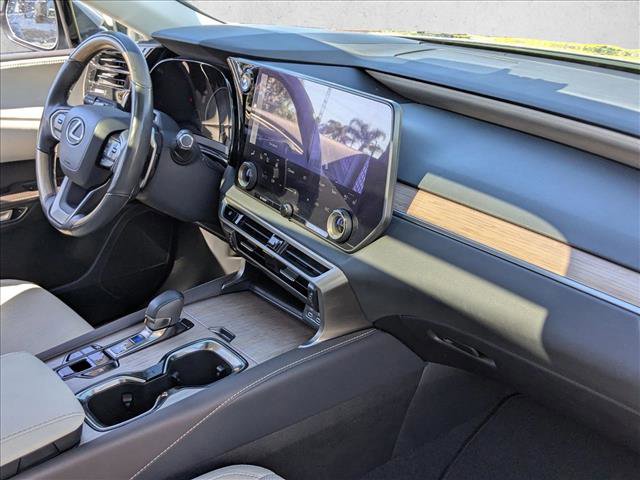 Certified 2024 Lexus RX 350h w/ Convenience Package image 20