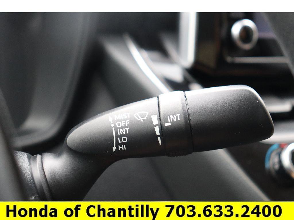 Used 2020 Toyota Corolla LE image 14