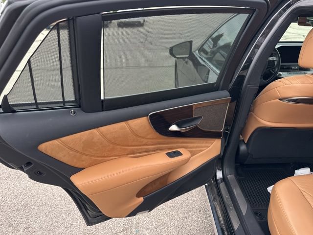 Used 2023 Lexus LS 500 AWD w/ Luxury Package image 20