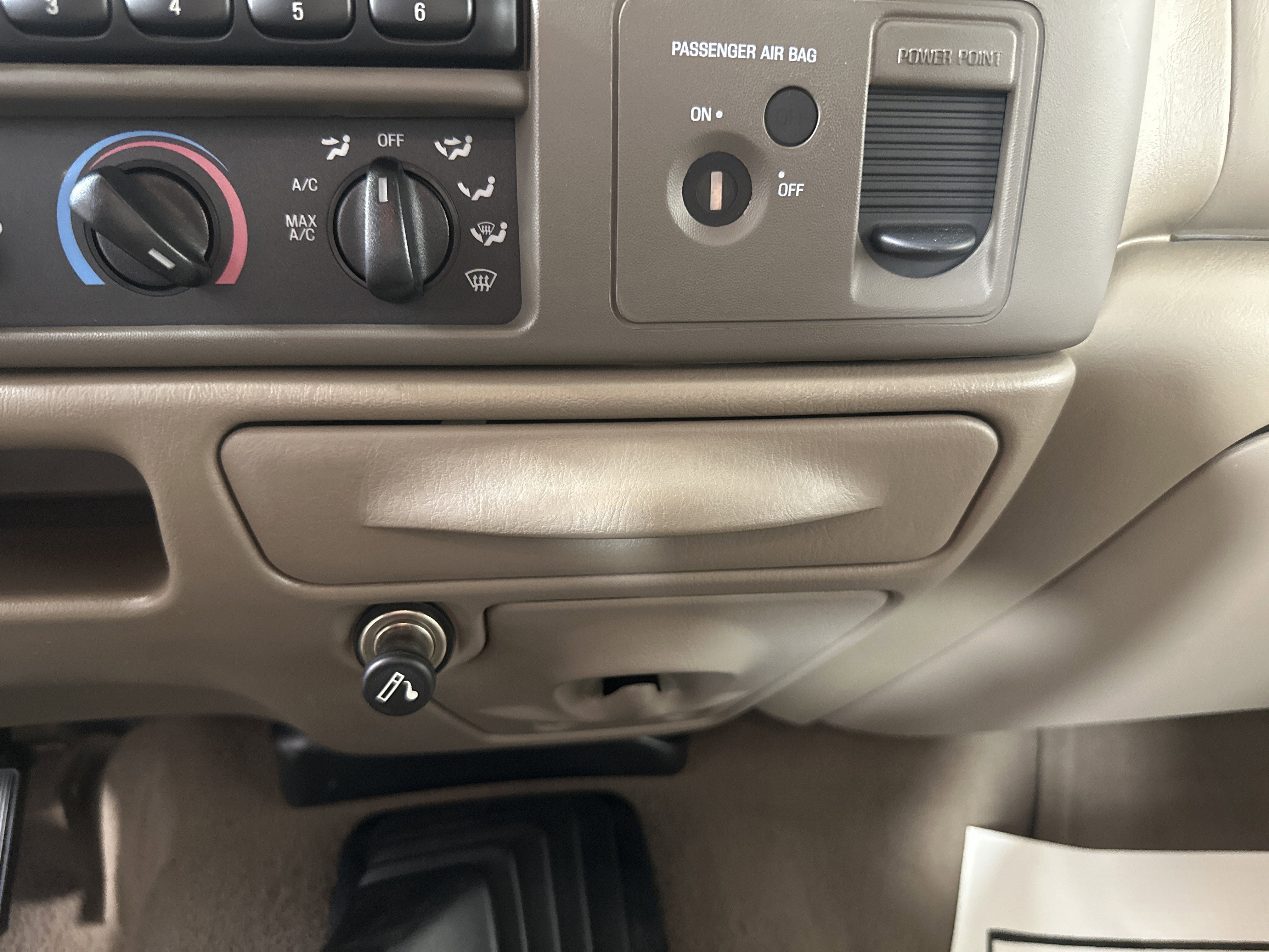 Used 2001 Ford F350 4x4 SuperCab DRW Super Duty image 18