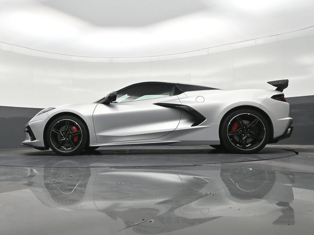 Used 2020 Chevrolet Corvette Stingray Premium Conv w/ 3LT Preferred Equipment Group RWD image 24