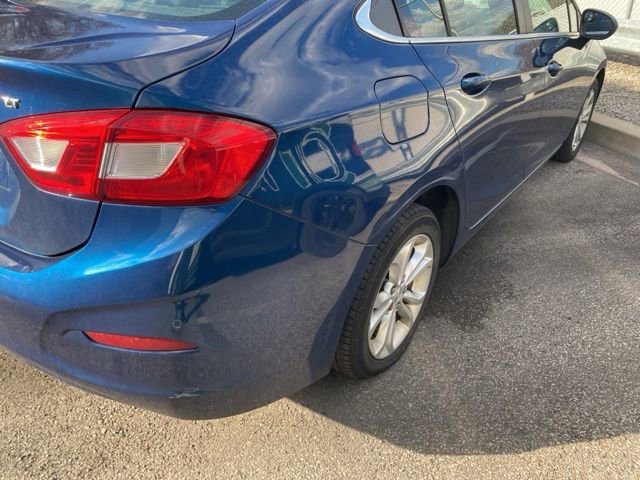 Used 2019 Chevrolet Cruze LT w/ Convenience Package image 13