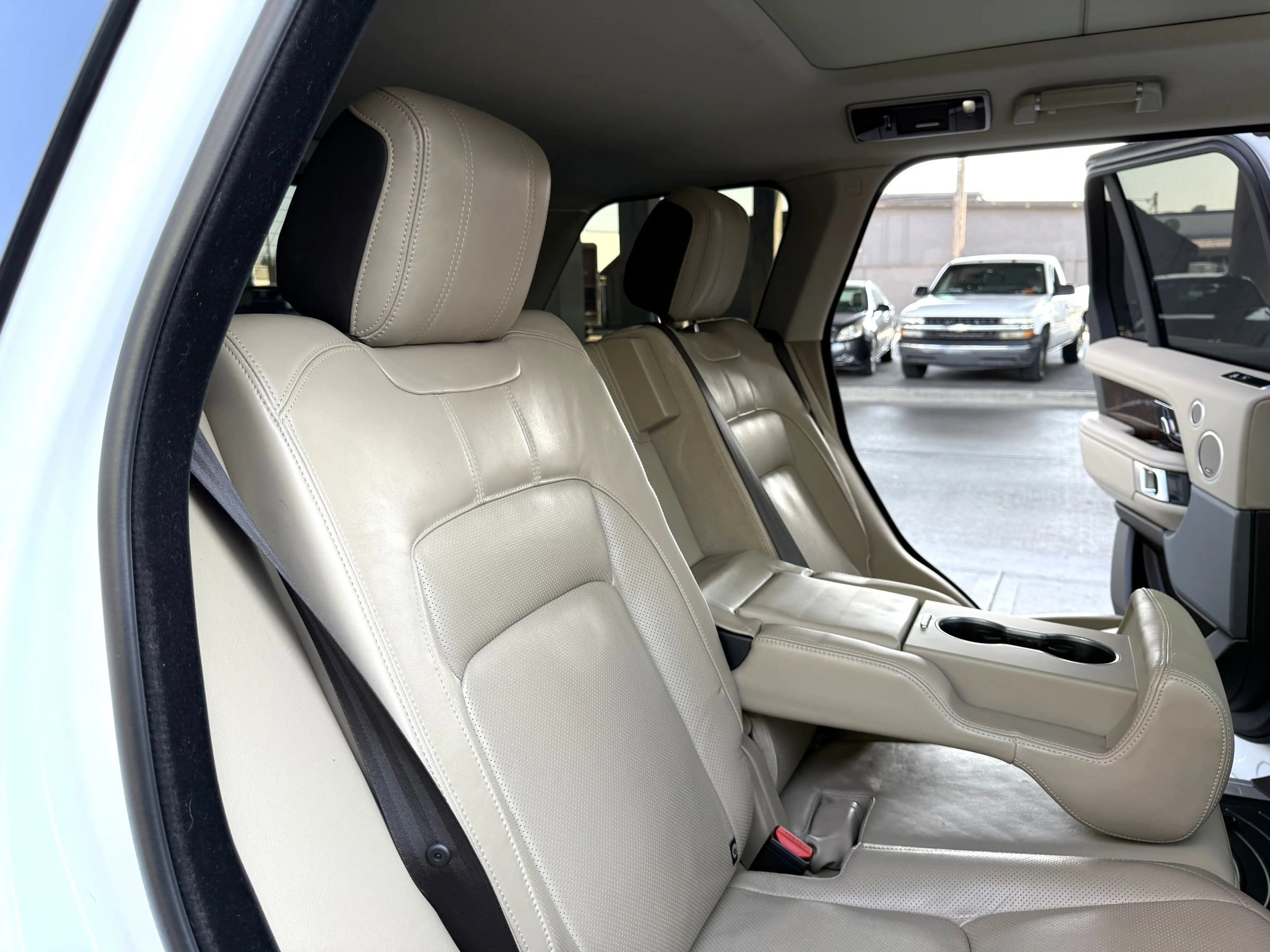 Used 2018 Land Rover Range Rover Supercharged AWD/4WD image 20