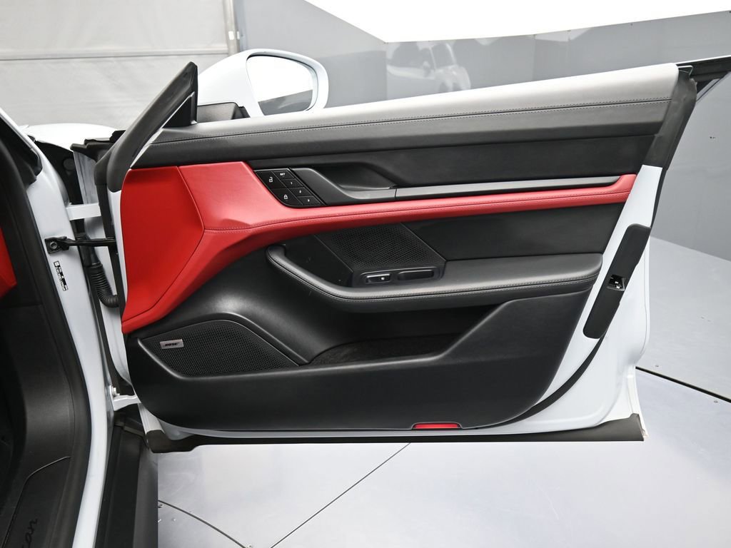 Certified 2024 Porsche Taycan image 28