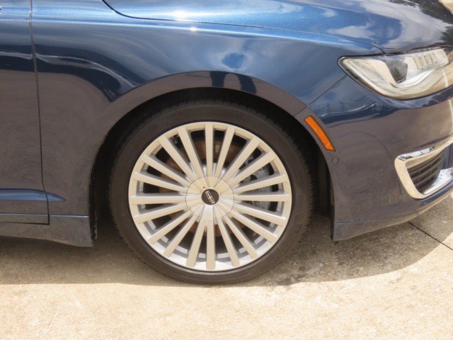 Used 2017 Lincoln MKZ Reserve w/ Technology Package FWD image 7