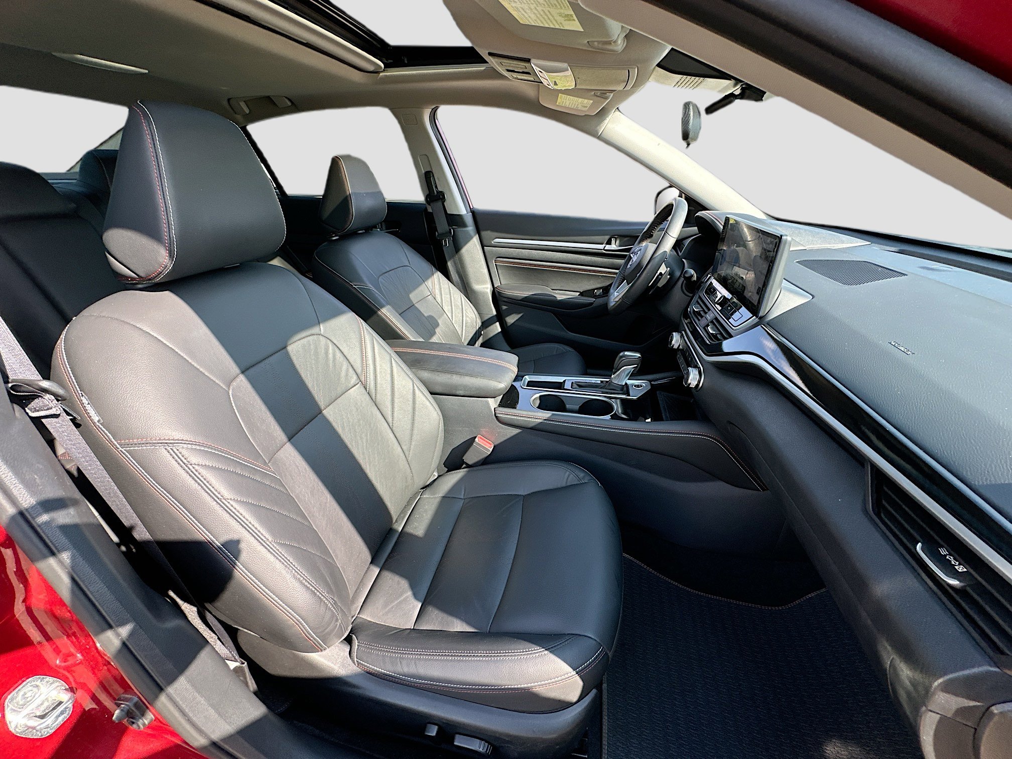 Used 2023 Nissan Altima 2.5 SR w/ SR Premium Package image 26