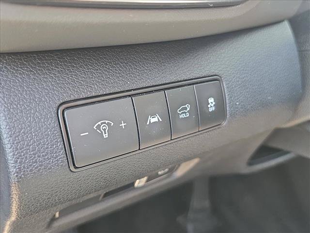 Used 2023 Hyundai Santa Fe SEL w/ Winter Weather Package FWD image 8