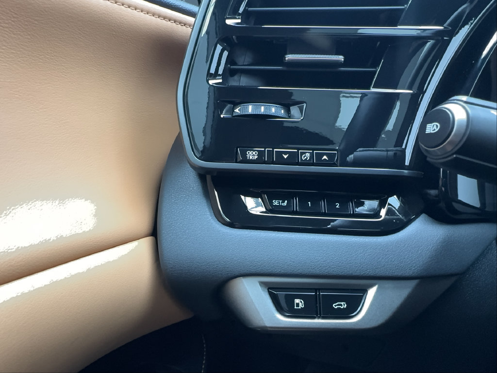 Used 2023 Lexus RX 350 Premium w/ Cold Area Package FWD image 43