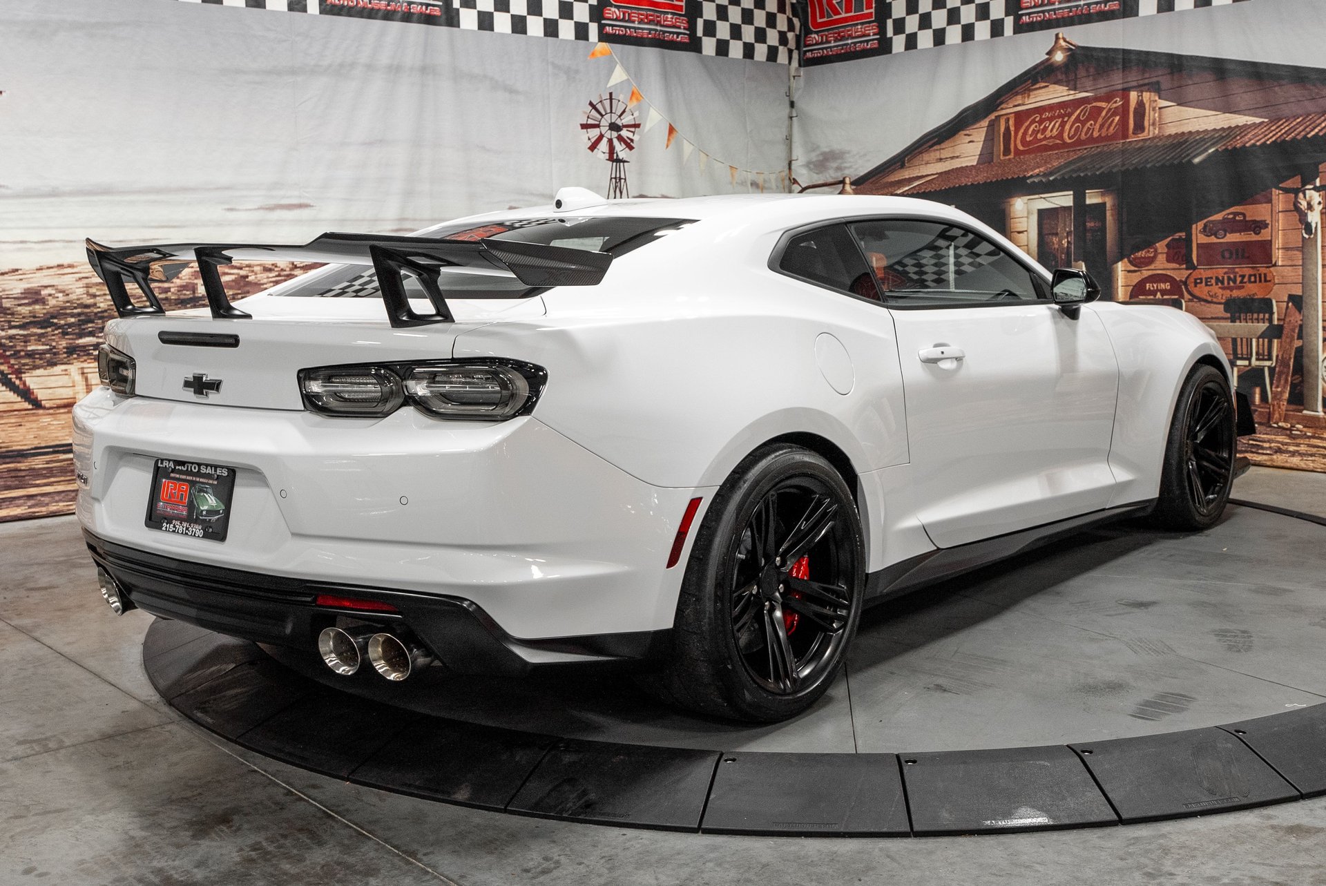 Used 2024 Chevrolet Camaro ZL1 RWD image 8