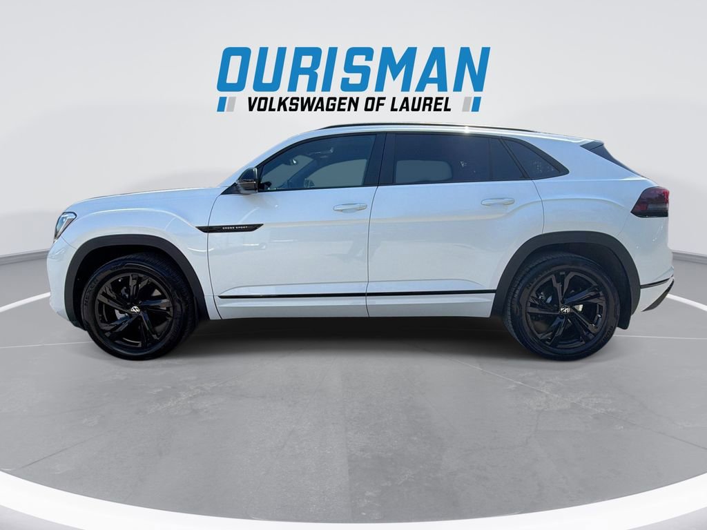 Used 2025 Volkswagen Atlas Cross Sport SEL R-Line AWD/4WD image 5