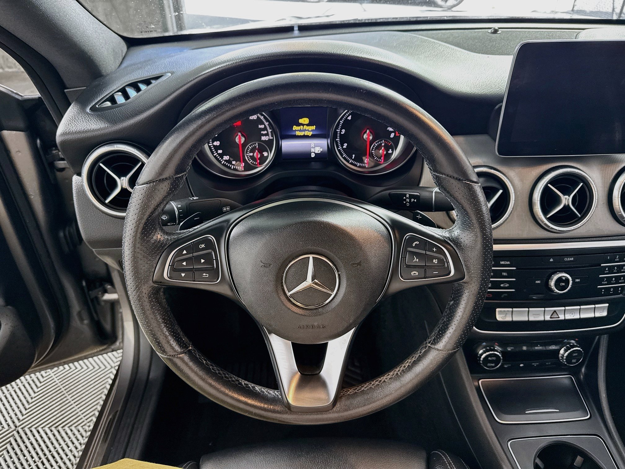 Used 2019 Mercedes-Benz CLA 250 4MATIC image 15